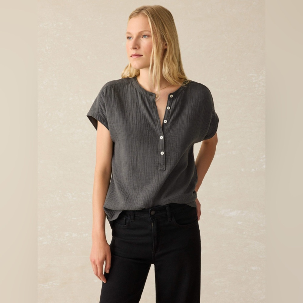 $98 Faherty Dream Cotton Gauze Navy SOLD OUT Shirt Size Small